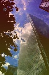 放量跌停,东方证券配股能否顺利完成就看接下来的两天了?除了融资,券商板块